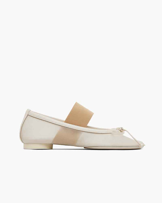 womens-airport-outfit-comfortable-elastic-strap-ballets