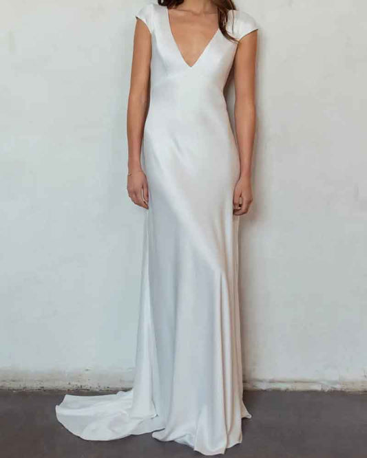 (Pre-sale)Women's Evening Sophisticated Empire Waist Satin Gown