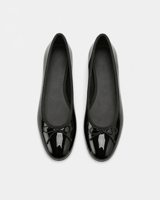 Women’s Glossy Black Round Toe Ballet Pumps
