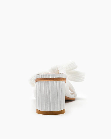 (Clean Up) White Pleated Bow Open Toe Chunky Block Heel Sandals