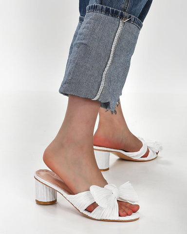 (Clean Up) White Pleated Bow Open Toe Chunky Block Heel Sandals