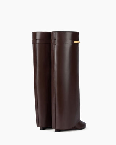 Women's Modern Wide-Shaft Boot For Everyday Urban Look