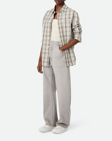 Lightweight Retro Sneaker for All-Day Comfort Breathable Cage Design