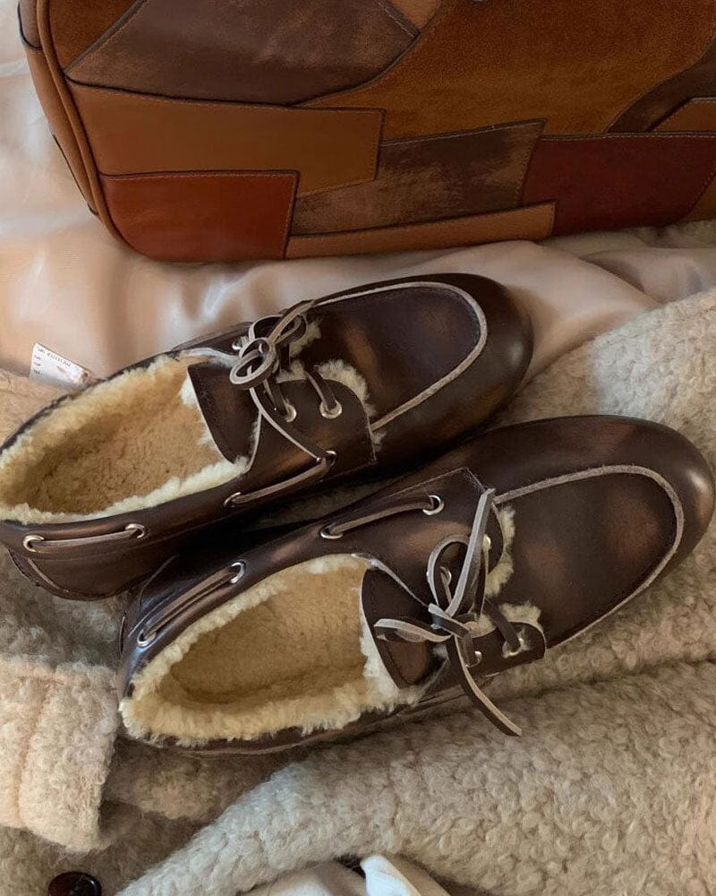 British Vintage Lace-Up Leather Oxfords