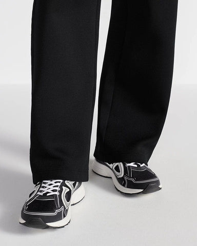 mens-elite-airport-transit-lightweight-runner