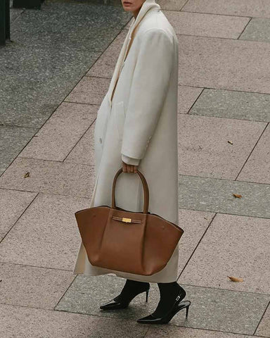 Women's New York Belted Leather Tote Bag