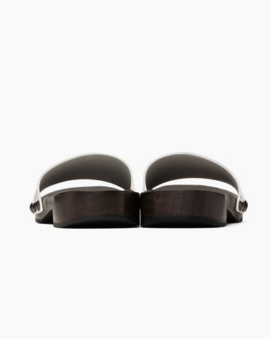 womens-seaside-holiday-bold-patent-leather-clogs