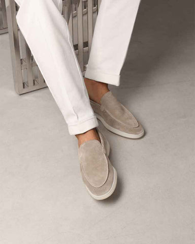 mens-resort-leisure-sophisticated-light-grey-loafers