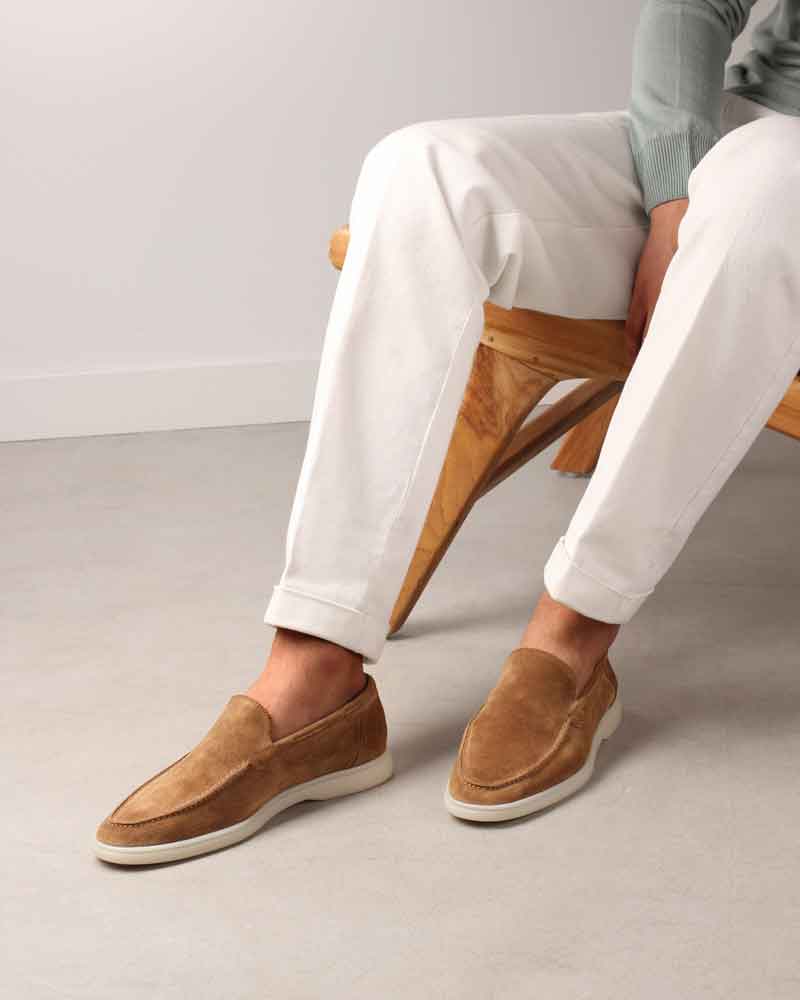 mens-resort-leisure-sophisticated-light-grey-loafers