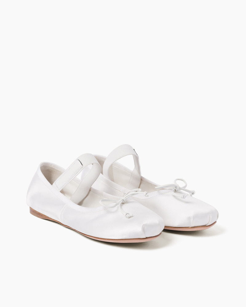 womens-daily-commute-bow-satin-ballerinas