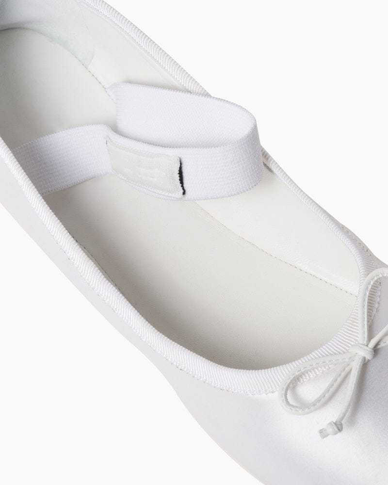 womens-daily-commute-bow-satin-ballerinas