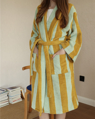womens-skincare-routine-absorbent-striped-bathrobe