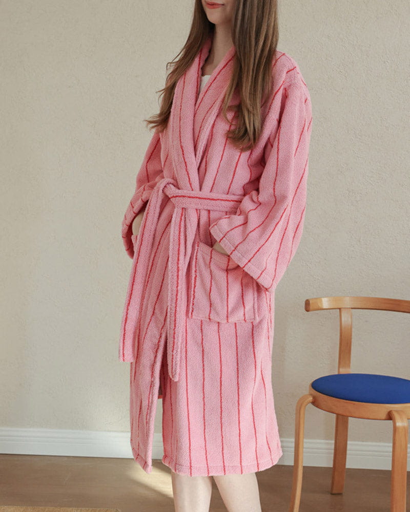 womens-skincare-routine-absorbent-striped-bathrobe