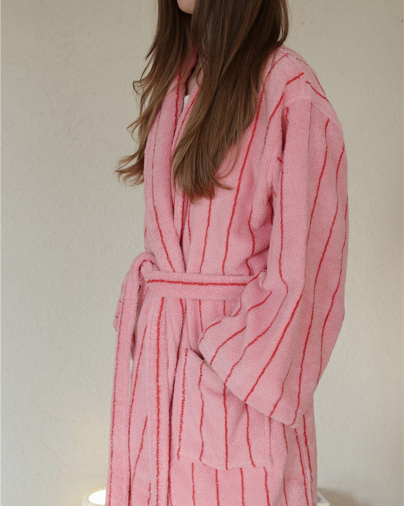 womens-skincare-routine-absorbent-striped-bathrobe