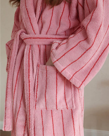 womens-skincare-routine-absorbent-striped-bathrobe