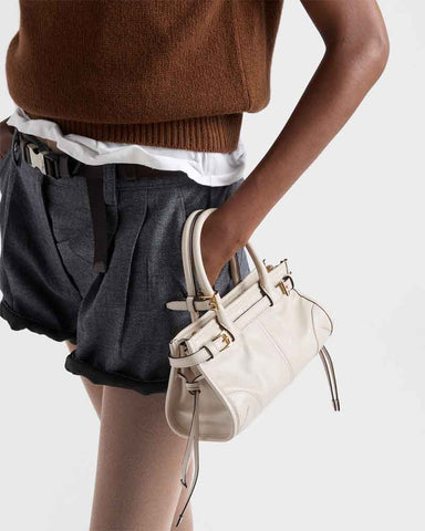 womens-airport-look-elegant-buckle-leather-tote