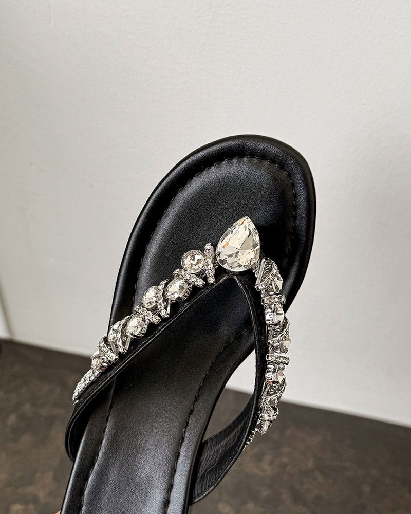 Chic-Summer-Street-Style-Wedge-Toe-Ring-Sandals-15