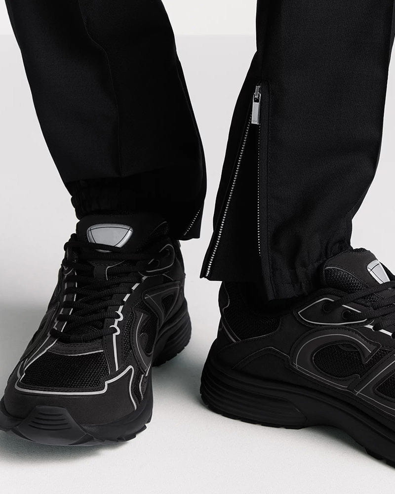 mens-elite-airport-transit-lightweight-runner