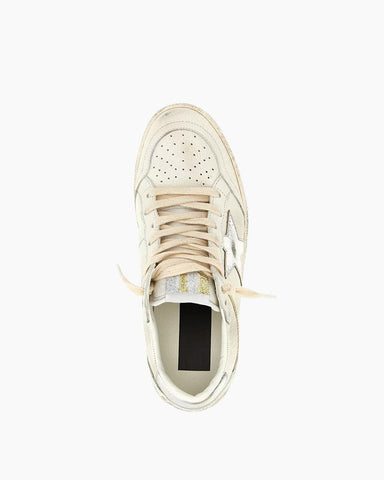 women-s-travel-ready-leather-low-top-silver-star-sneakers
