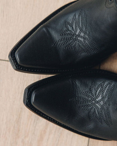 Smokeshow Leather Embroidered Cowboy Boots