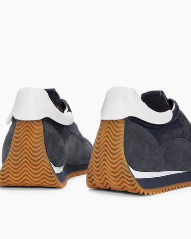 Street Fashion Gum Sole Sneaker with Curved Toe