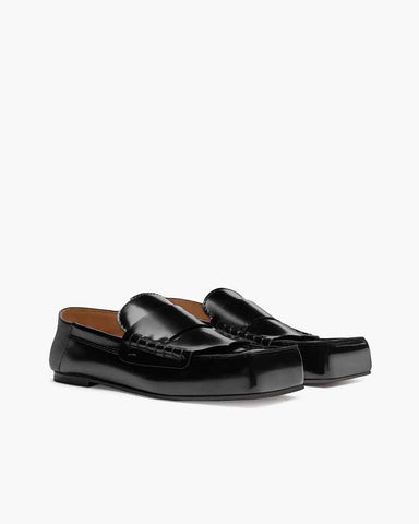 avant-garde-boxy-square-toe-loafers