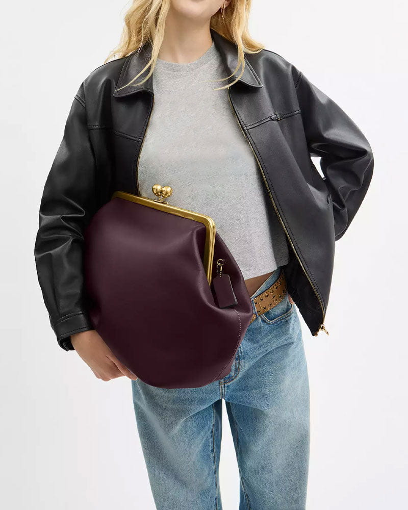 womens-gallery-weekend-sculptural-leather-kisslock-bag