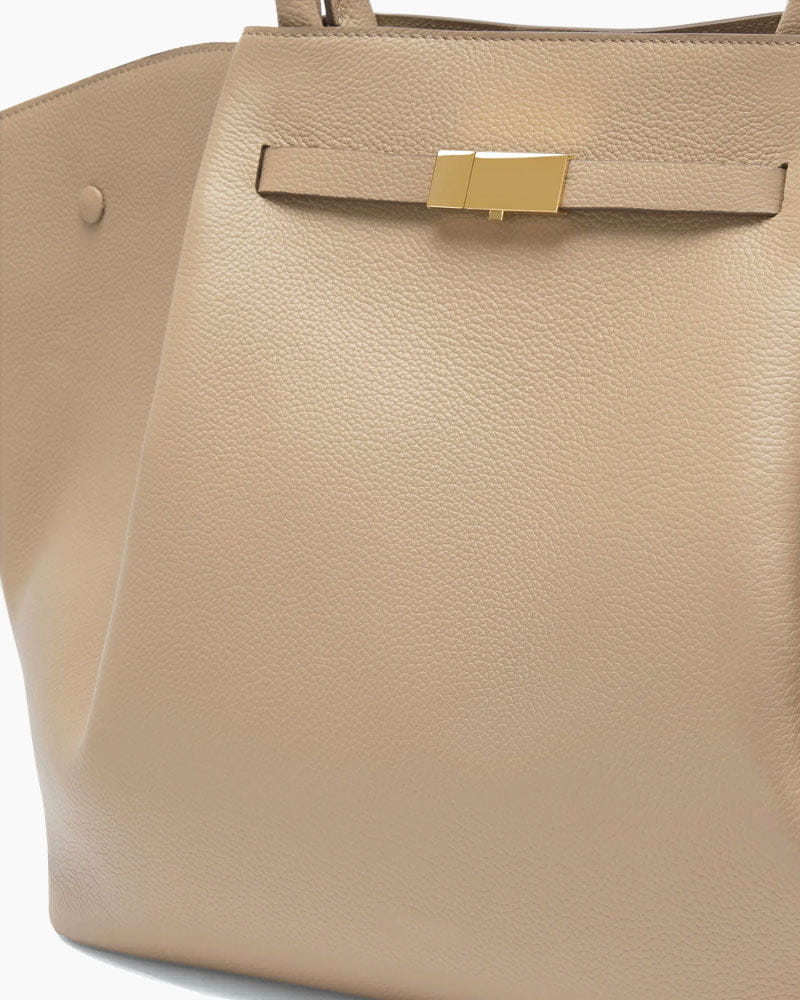womens-business-commute-capacious-winged-leather-tote