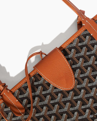 Magnetic Fastening System for Soft Bags