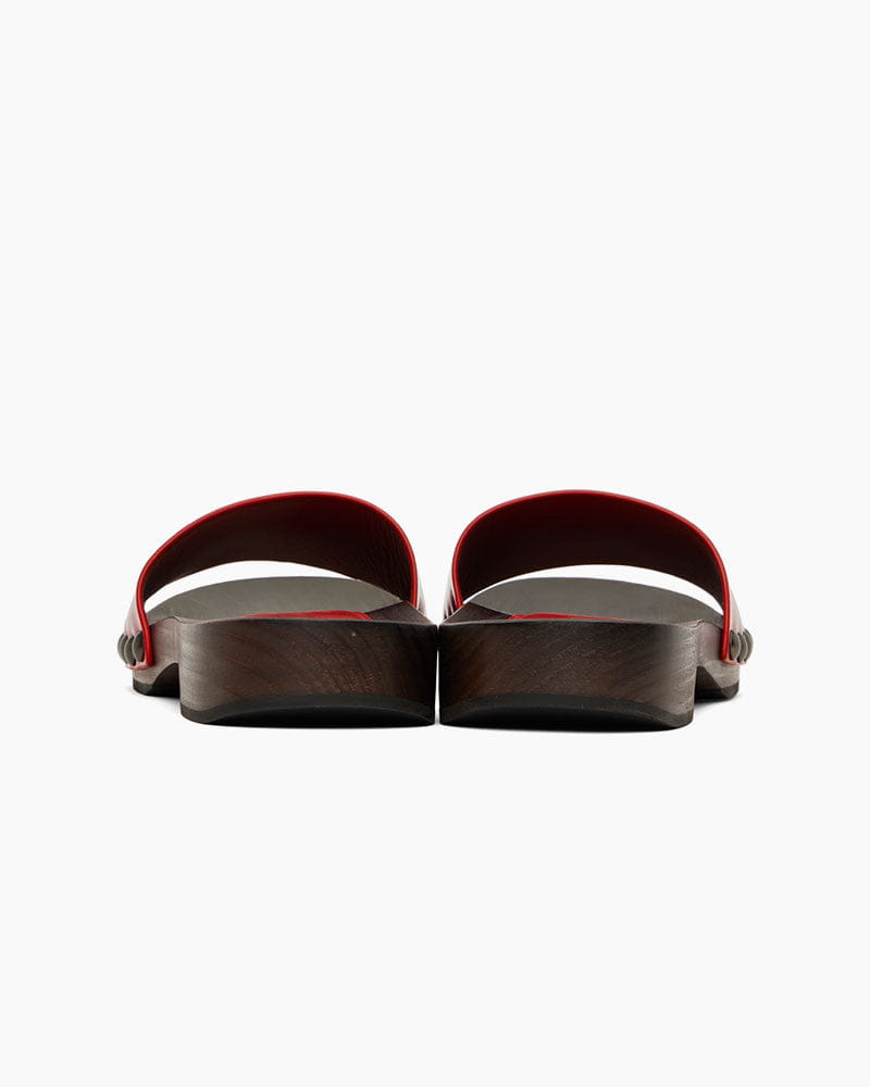 womens-seaside-holiday-bold-patent-leather-clogs