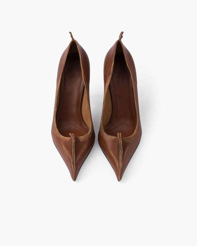 office-minimalist-antiqued-leather-kitten-heel-pumps