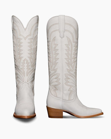 women-s-fashion-week-street-style-leather-western-boots