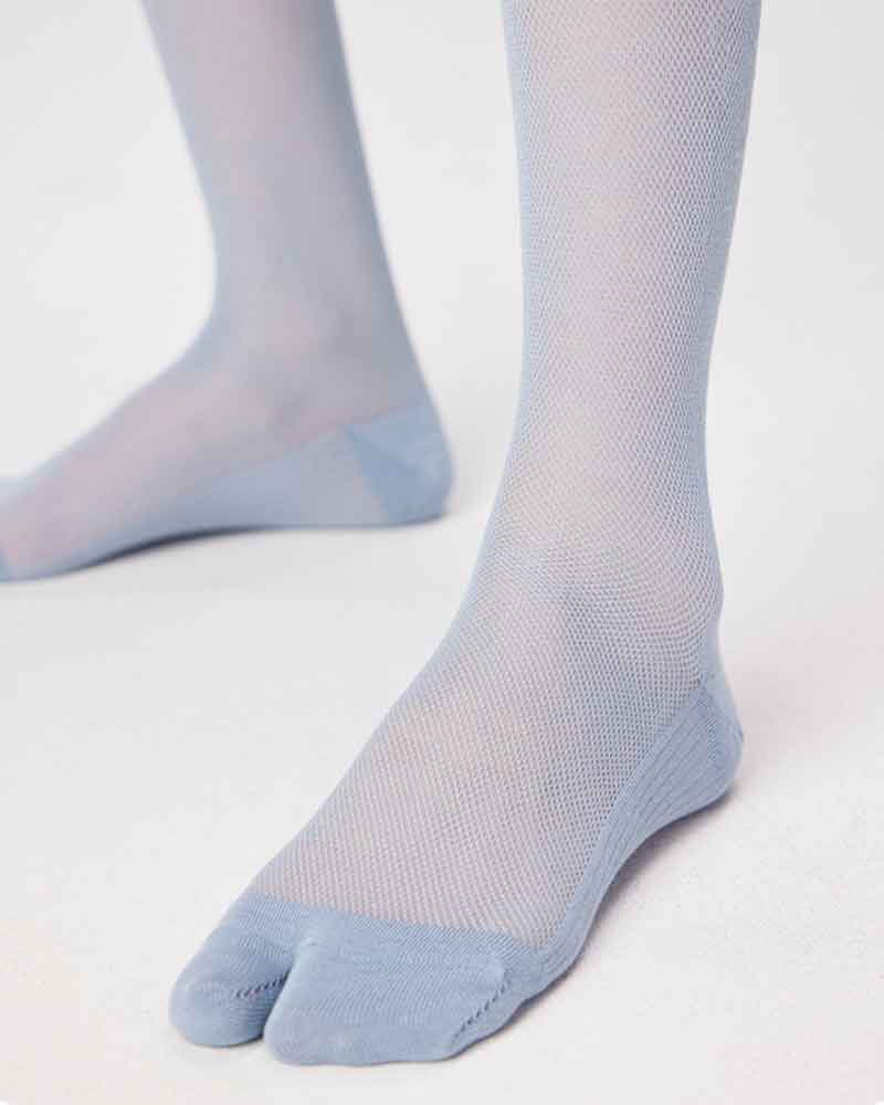 womens-sheer-split-toe-calf-socks