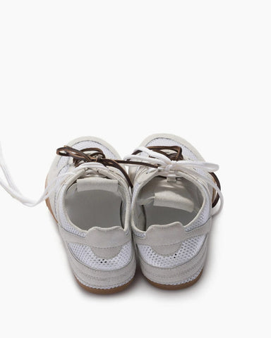 womens-daily-commute-double-shoelaces-white-sneakers