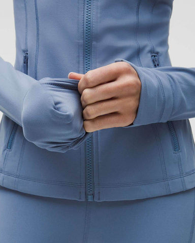 Brilliant-Blue-Studio-Commute-Lightweight-Training-Jacket-8
