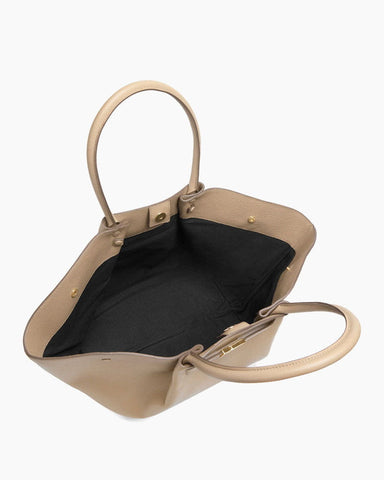 womens-business-commute-capacious-winged-leather-tote