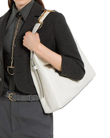 Black Leather Horsebit Tote for Stylish Business Travel