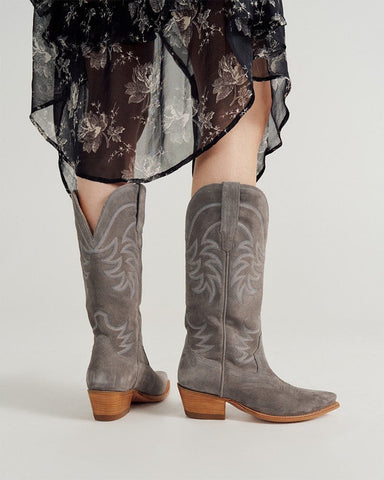 women-s-vacation-ready-suede-western-boots