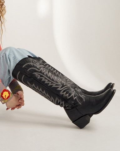 women-s-fashion-week-street-style-leather-western-boots