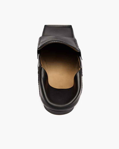 avant-garde-boxy-square-toe-loafers