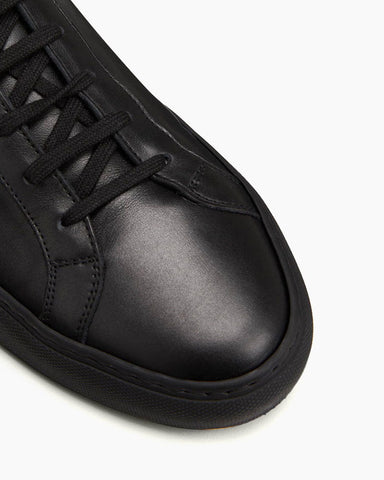 minimalist-essential-black-leather-gold-stamped-sneakers