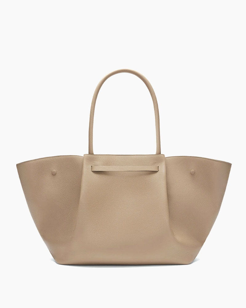 womens-business-commute-capacious-winged-leather-tote