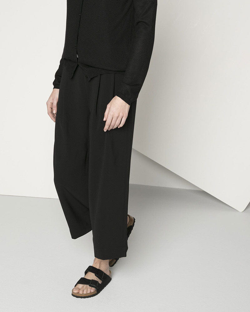 womens-relaxed-social-suede-double-strap-slides