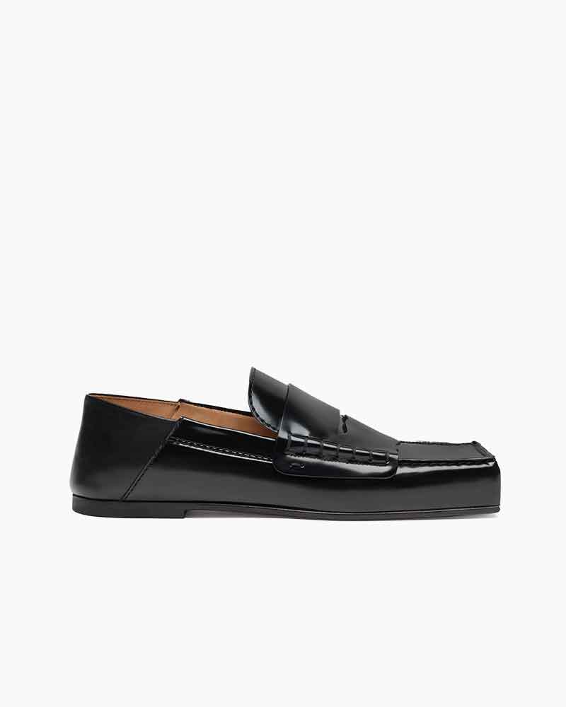 avant-garde-boxy-square-toe-loafers