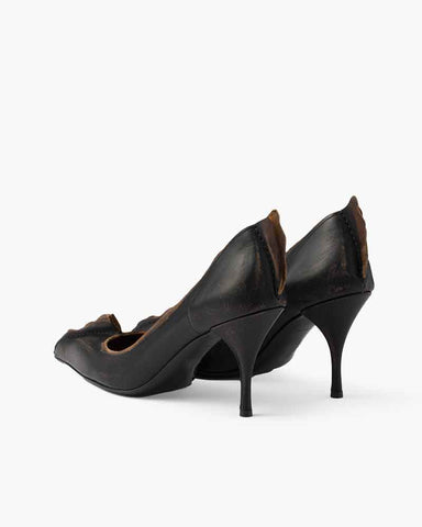 office-minimalist-antiqued-leather-kitten-heel-pumps