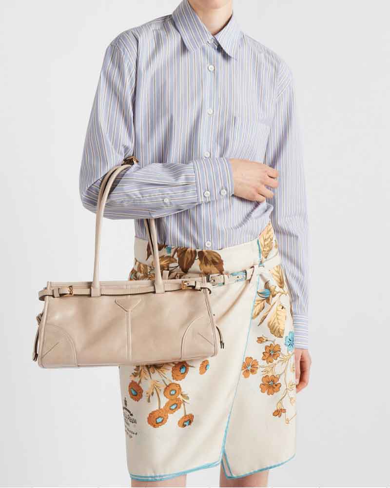 womens-business-commute-structured-medium-leather-handbag