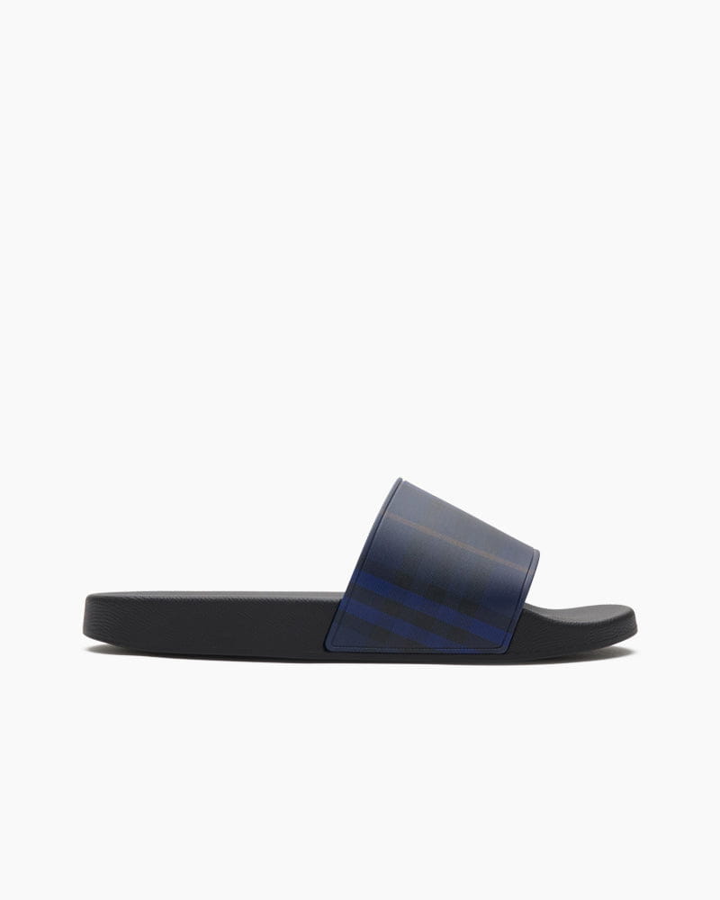 mens-poolside-leisure-iconic-check-rubber-slides