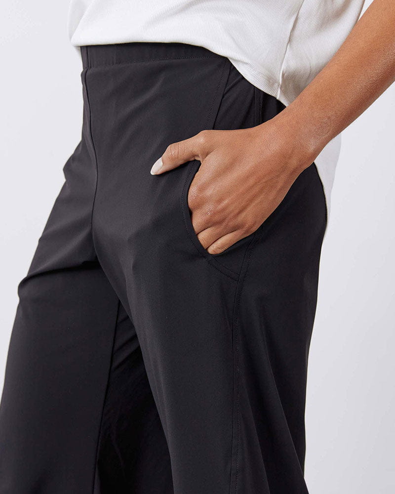 womens-power-meeting-on-the-loose-work-pant