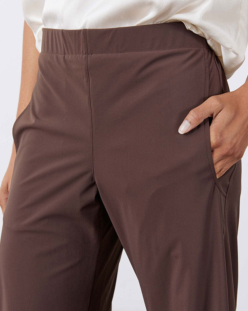 womens-power-meeting-on-the-loose-work-pant