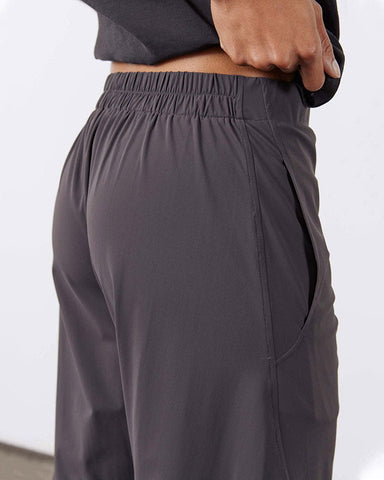 womens-power-meeting-on-the-loose-work-pant